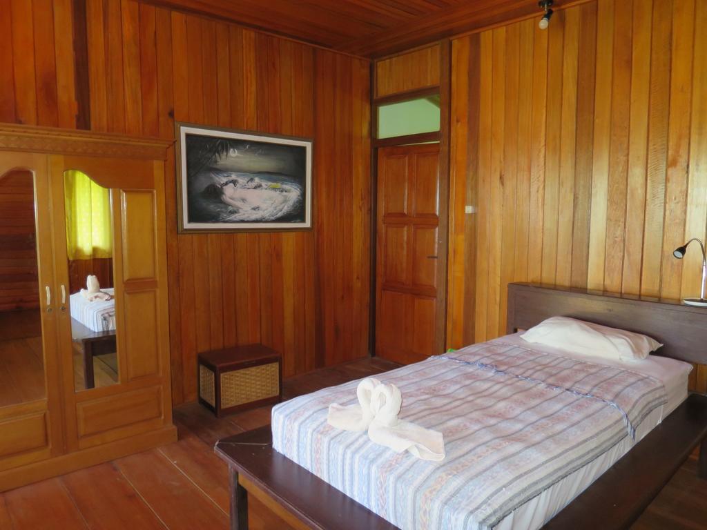 Mapia Resort Manado Habitación foto