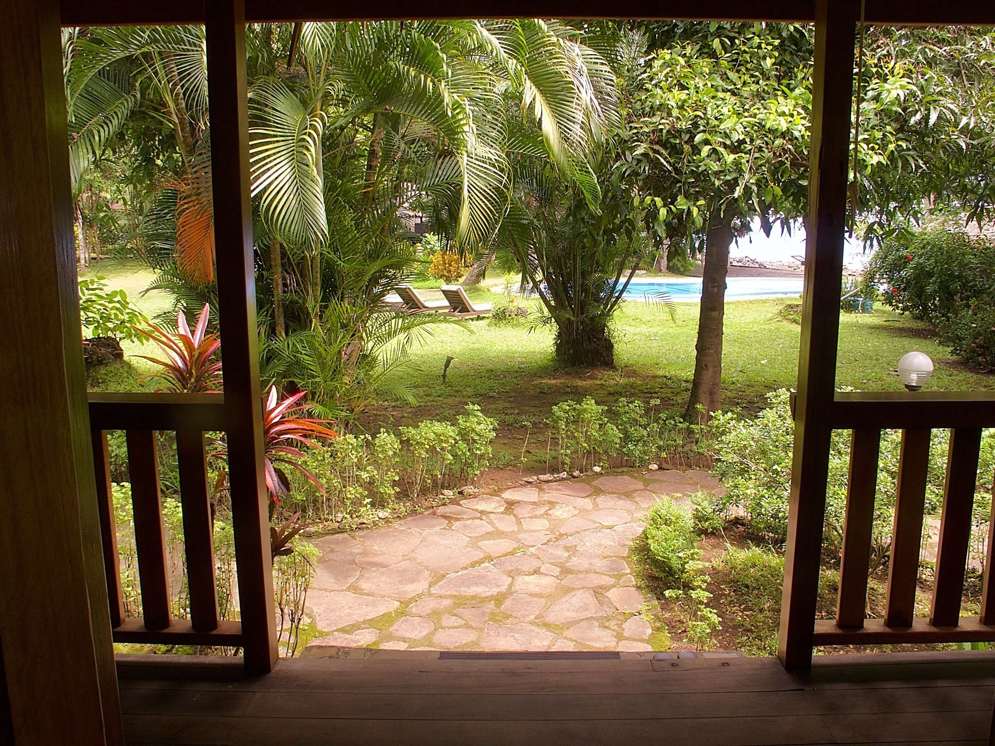 Mapia Resort Manado Exterior foto