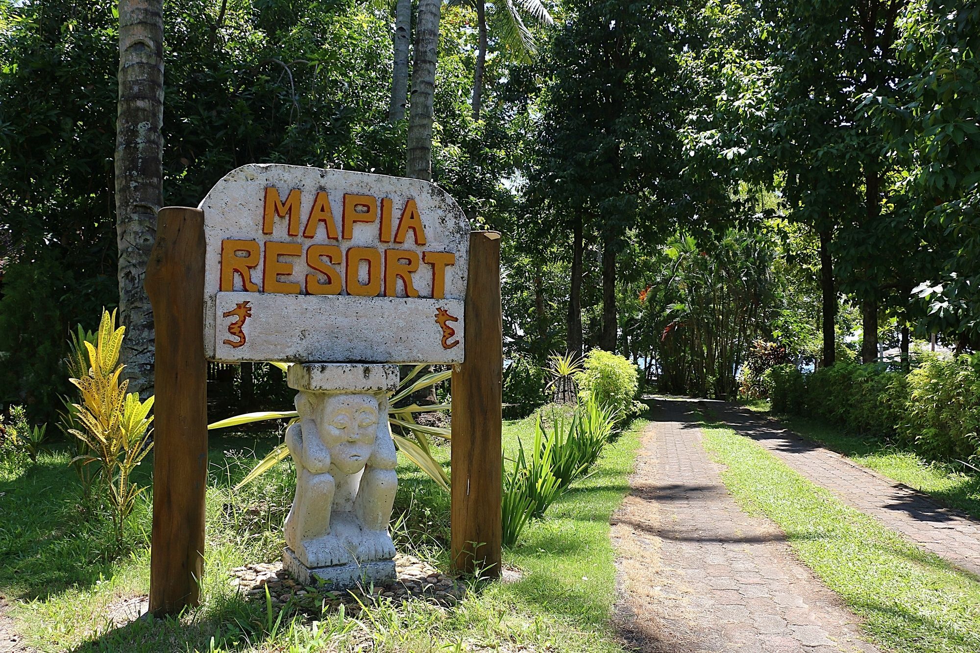 Mapia Resort Manado Exterior foto